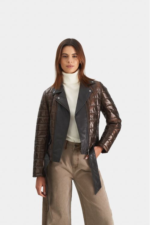 Chaqueta abullonada con cuero alma para mujer silueta biker