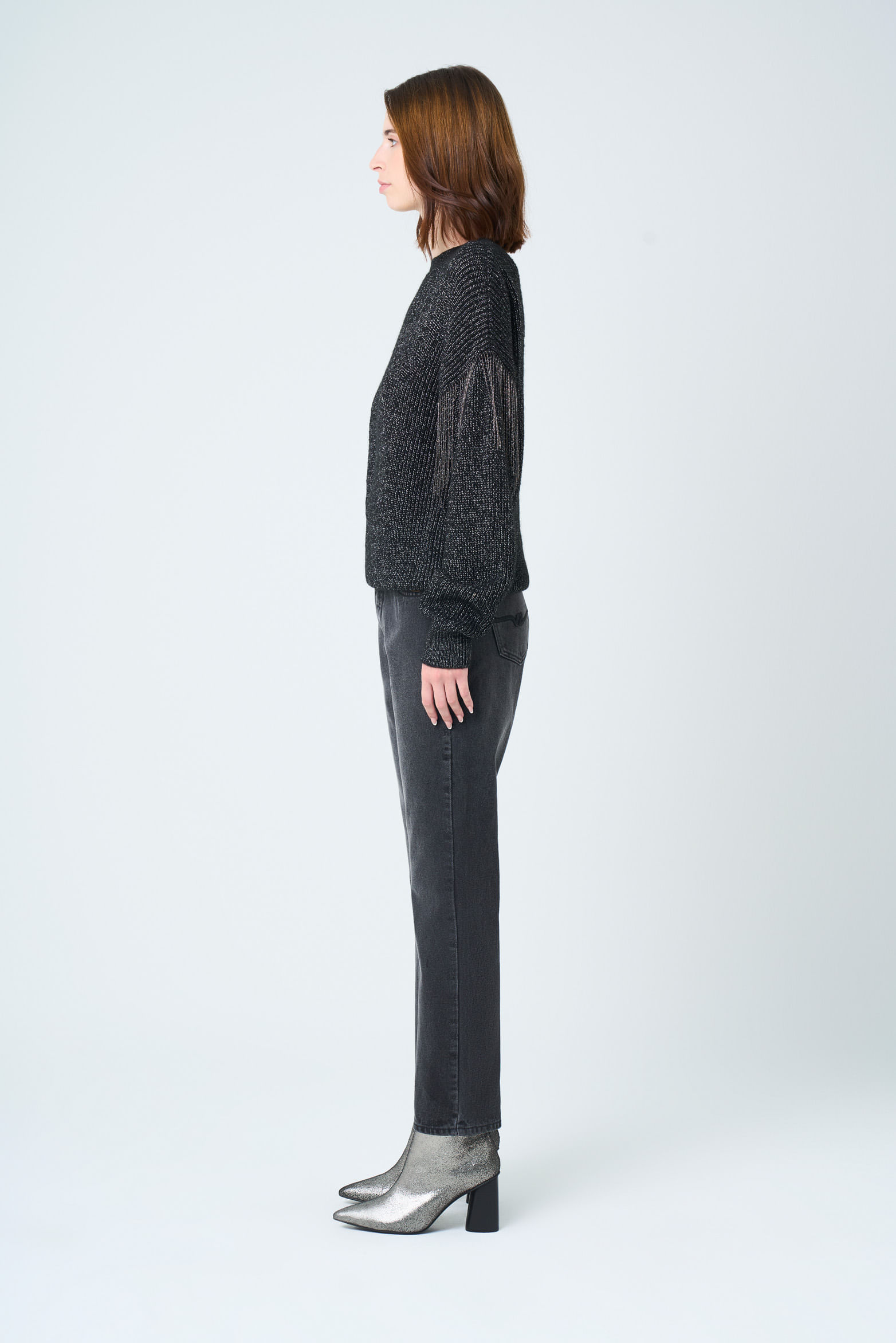 Jean Vega en black denim para mujer detalle cuero-1745339297759